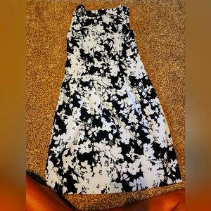 AGB Dress knee lenth size 8